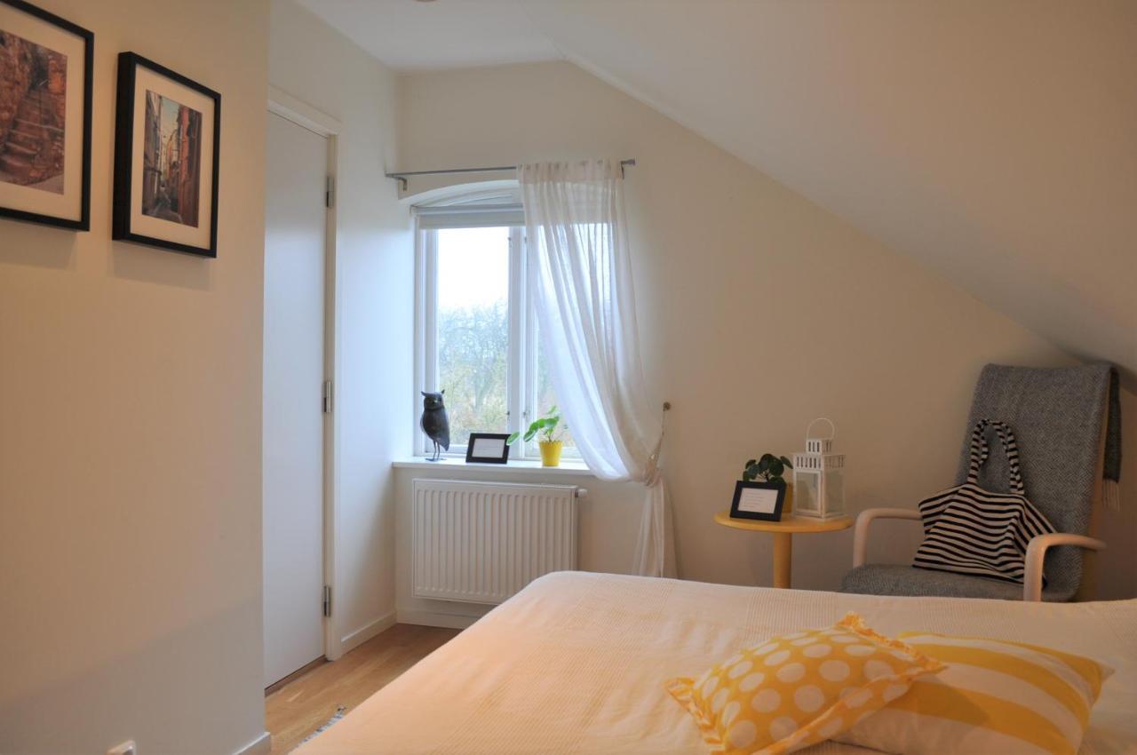 Villa Sandby B&B Borrby Екстер'єр фото